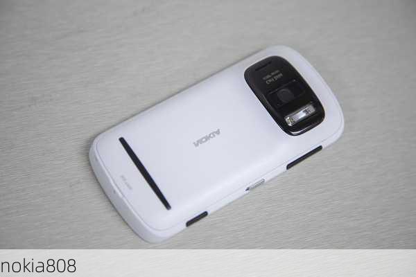 nokia808-第1张图片-模头数码科技网